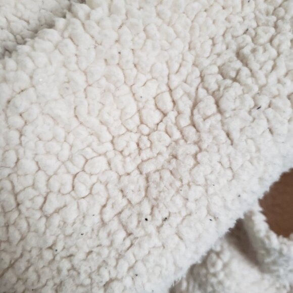 Fashion Nova Medium Sherpa faux wool jacket Off white with neon zipper - Picture 6 of 12